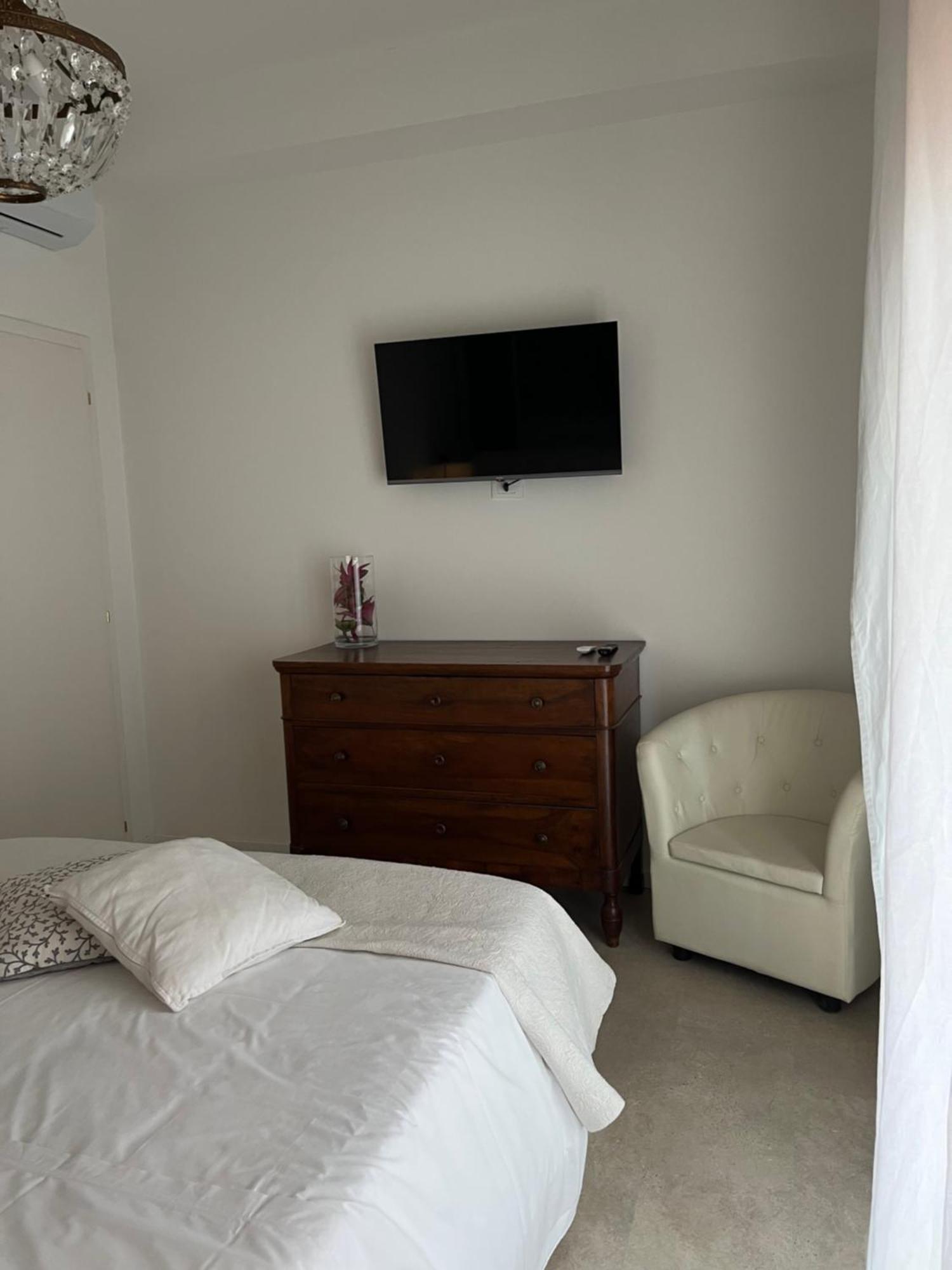 Fleur Blanche Bed and Breakfast Βερόνα Εξωτερικό φωτογραφία