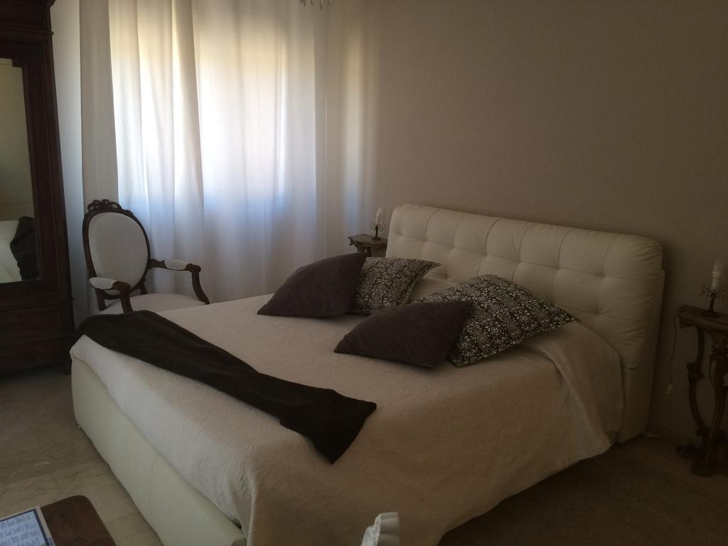 Fleur Blanche Bed and Breakfast Βερόνα Εξωτερικό φωτογραφία